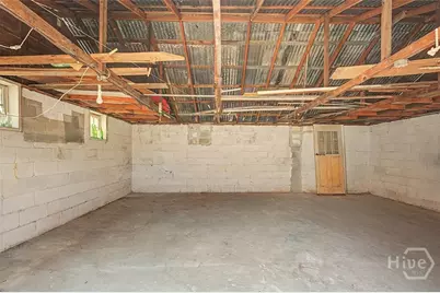 804 E 36th Street, Savannah, GA 31401 - Photo 16