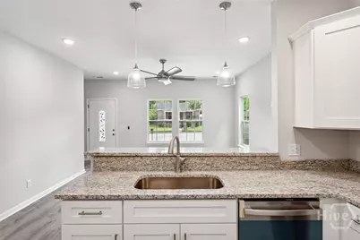 609 Magazine Avenue, Savannah, GA 31412 - Photo 6