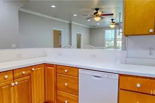 2607 Governor St, Savannah, GA 31408 - Photo 14