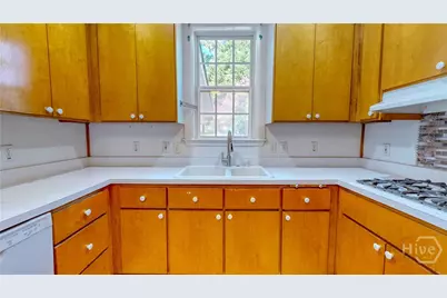 2607 Governor Street, Savannah, GA 31408 - Photo 12