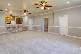 2607 Governor St, Savannah, GA 31408 - Photo 20