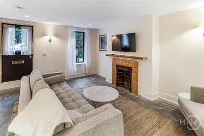 1 E Gordon Street #Garden, Savannah, GA 31401 - Photo 4