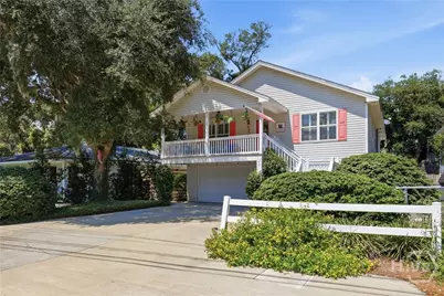 1007 Mallery Street, St Simons Island, GA 31522 - Photo 2