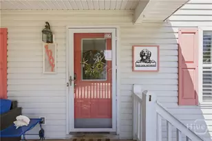 1007 Mallery St, St Simons Island, GA 31522 - Photo 8