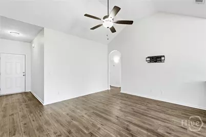 369 Brightleaf Circle, Hinesville, GA 31313 - Photo 6
