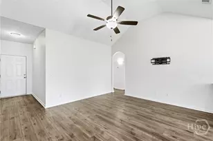 369 Brightleaf Cir, Hinesville, GA 31313 - Photo 6
