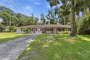 2429 Dolphin Dr, Savannah, GA 31406 - Photo 2