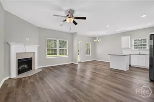 572 Brightleaf Cir, Hinesville, GA 31313 - Photo 8