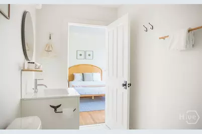 1 E Gordon Street #Studio, Savannah, GA 31401 - Photo 12