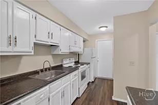 901 Olmstead Dr, Hinesville, GA 31313 - Photo 8