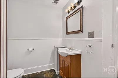 530 E 35th Street, Savannah, GA 31401 - Photo 34