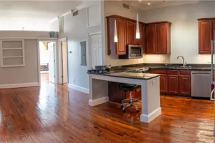 321 W Broughton St, Savannah, GA - Photo 8