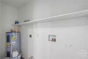 1202 E Waldburg St, Savannah, GA 31404 - Photo 26