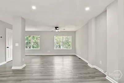 2014 Cowan Avenue, Savannah, GA 31405 - Photo 12