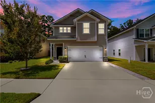 729 Fairview Cir, Hinesville, GA 31313 - Photo 2
