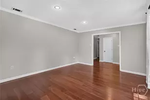 304 Wellington Rd, Savannah, GA 31410 - Photo 12