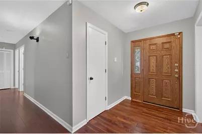 304 Wellington Road, Savannah, GA 31410 - Photo 8