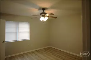 1100 Pineland Ave, Hinesville, GA 31313 - Photo 8