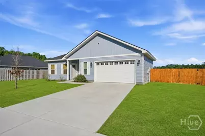 138 Cherokee Oaks Crossing, Hinesville, GA 31313 - Photo 2