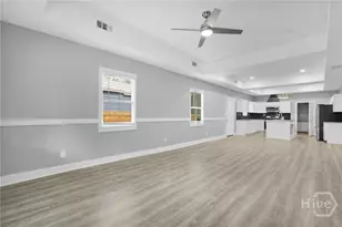 1114 1/2 E Bolton St, Savannah, GA 31404 - Photo 10