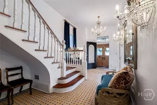 321 E Bolton St, Savannah, GA 31401 - Photo 6