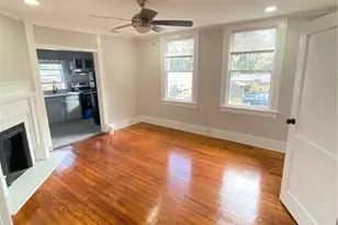 538 E 37th St, Savannah, GA 31401 - Photo 8