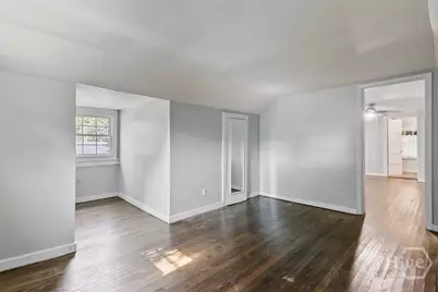526 Durant Avenue, Savannah, GA 31404 - Photo 24