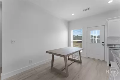 1434 Paris Avenue, Swainsboro, GA 30401 - Photo 12