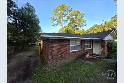 2221 & 2223 Delesseps Avenue, Savannah, GA 31404 - Photo 1