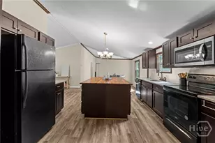 180 Lucious Dr, Pembroke, GA 31321 - Photo 14