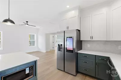 1113 Laurel Avenue, Tybee Island, GA 31328 - Photo 14