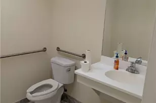 37 W Fairmont Ave, Savannah, GA 31406 - Photo 6