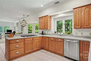 24 Marsh Tower Ln, Savannah, GA 31411 - Photo 14