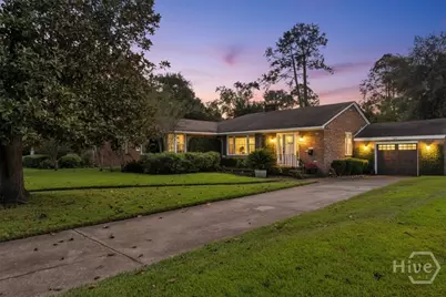 223 E 64th Street, Savannah, GA 31405 - Photo 2