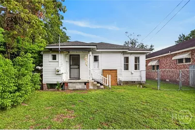 825 E 34th Street, Savannah, GA 31401 - Photo 12