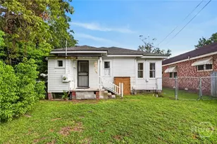 825 E 34th St, Savannah, GA 31401 - Photo 12