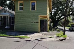 651 W 41st Street W, Savannah, GA 31415 - Photo 2