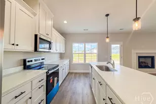 185 Boundary Hall Way, Hinesville, GA 31313 - Photo 6