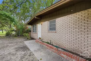 1214 E 60th St, Savannah, GA 31404 - Photo 6