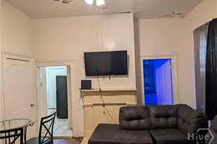 1118 Jefferson St, Savannah, GA 31401 - Photo 4