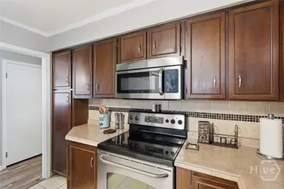 32 Silverstone Circle #Furnished, Savannah, GA 31406 - Photo 12