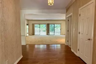 11 Gossamer Ln, Savannah, GA 31411 - Photo 2