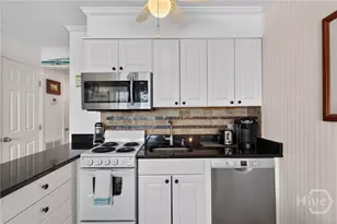 1217 Bay St, Tybee Island, GA 31328 - Photo 16