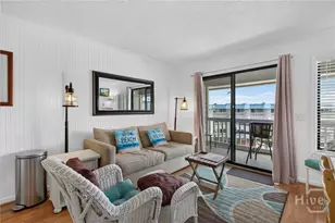 1217 Bay St, Tybee Island, GA 31328 - Photo 8