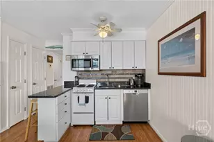 1217 Bay St, Tybee Island, GA 31328 - Photo 14