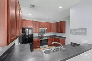 47 Telford St, Savannah, GA 31407 - Photo 16