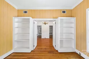 137 E 53rd St, Savannah, GA 31405 - Photo 8