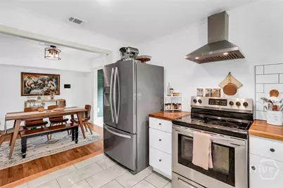 1224 E 41st Street, Savannah, GA 31404 - Photo 8