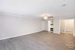 1611 E Henry St, Savannah, GA 31404 - Photo 4