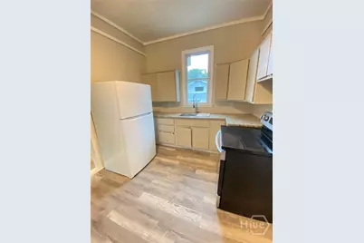 1611 1/2 E Henry Street #B, Savannah, GA 31404 - Photo 6